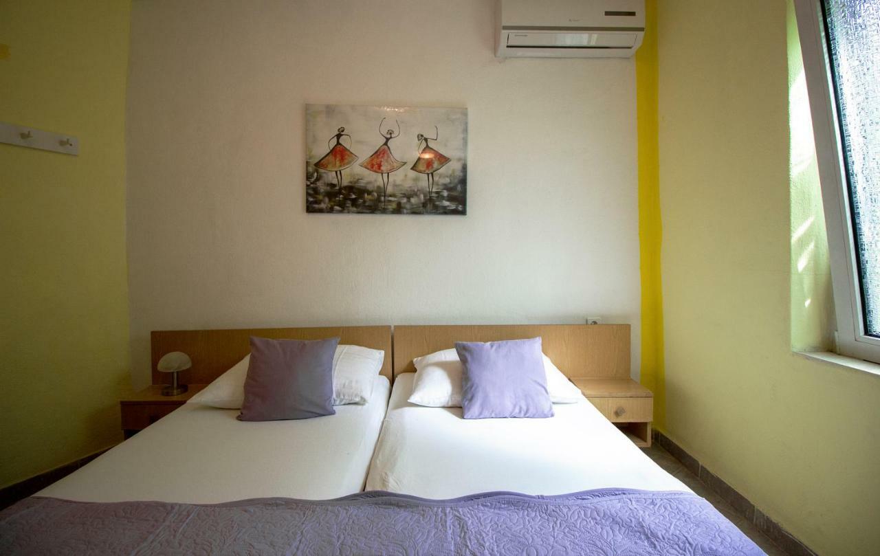 Mrkonjic Branko & Marija Apartmani Omiš Kültér fotó