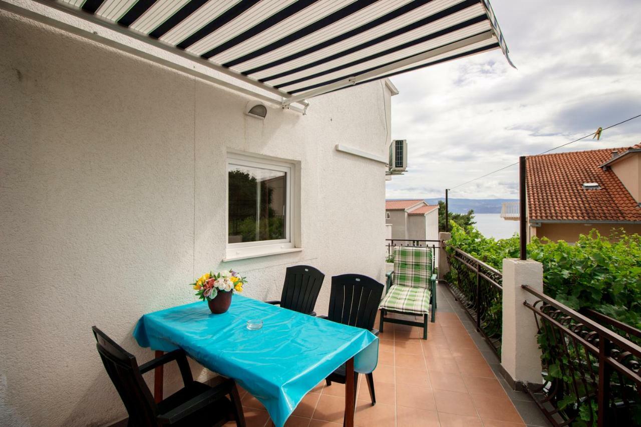 Mrkonjic Branko & Marija Apartmani Omiš Kültér fotó