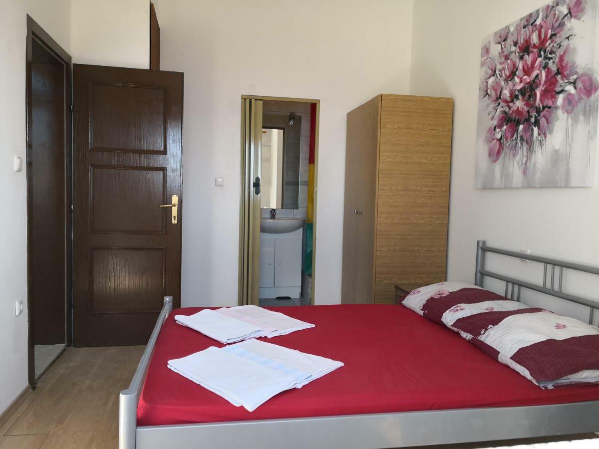 Mrkonjic Branko & Marija Apartmani Omiš Kültér fotó