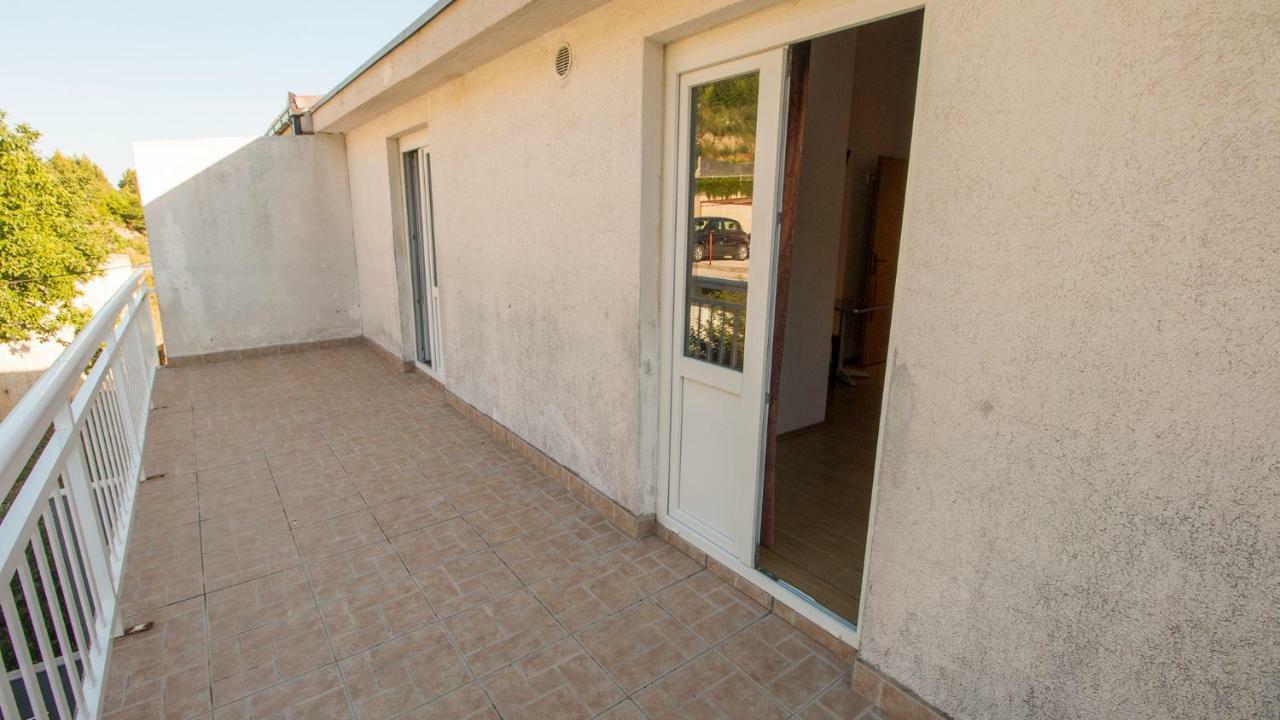Mrkonjic Branko & Marija Apartmani Omiš Kültér fotó